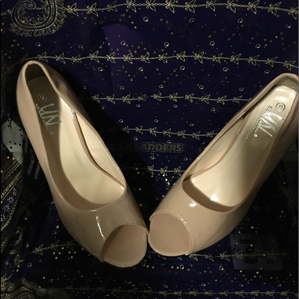 👠Heels👠 - Picture 2 of 7